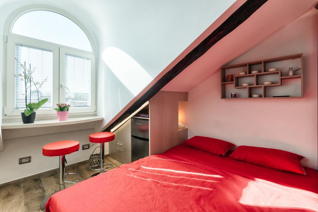 Multifunctional Stylish Studio Torino Exterior foto